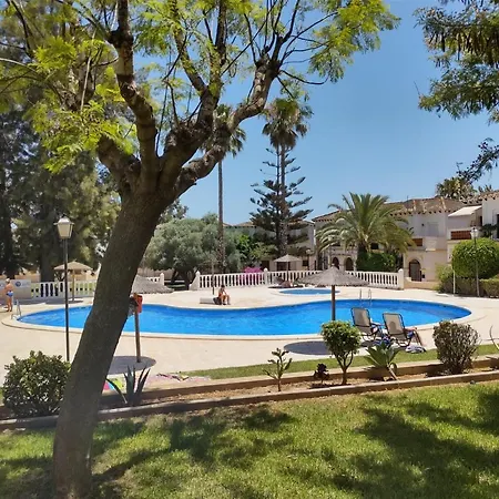 El Mirador, Villamartin, Cot To Hire, Wifi, Pool, Parking Apartment